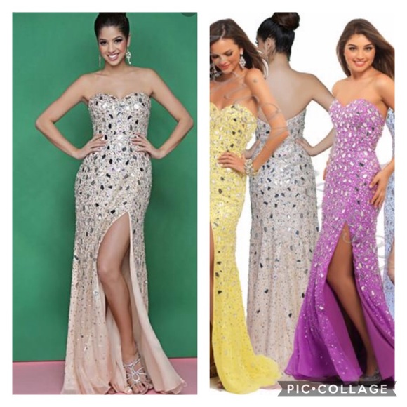 Blush Dresses & Skirts - Blush strapless high leg slit embellished dress